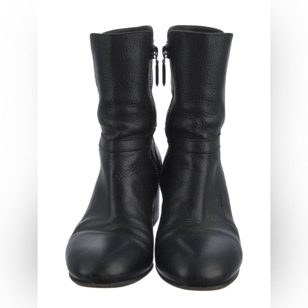 Chanel Interlocking CC Logo Goat Leather Moto Boots
Women's Size: 10.5, IT40.5🖤 - Picture 2 of 12